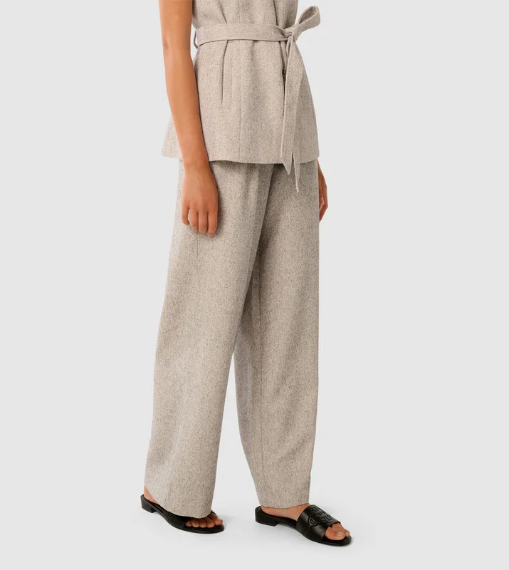 forever new  Jackie Textured Wide Leg Pant for Women | Best Price UAE